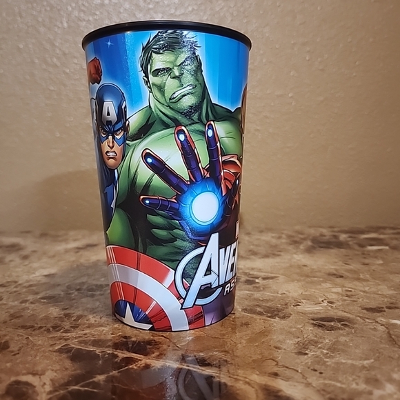 Marvel Avengers Drinking Cup Plastic Hulk Iron Man Captain America Thor Cup - Picture 2 of 6